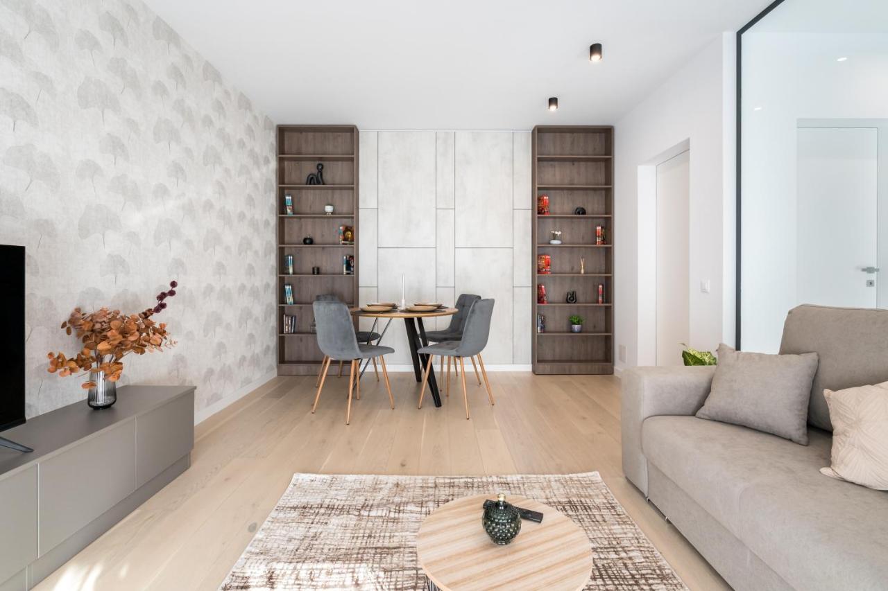 Sunset Cozy Pipera Business Center בוקרשט