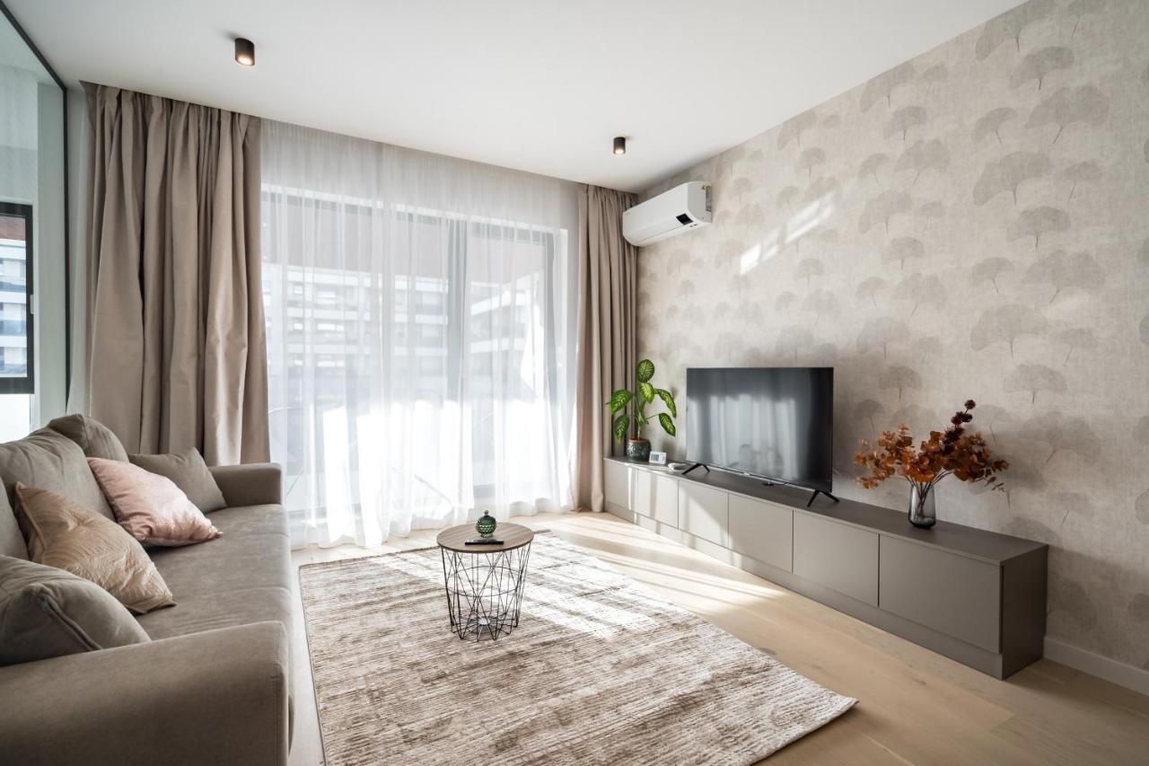 Sunset Cozy Pipera Business Center דירה