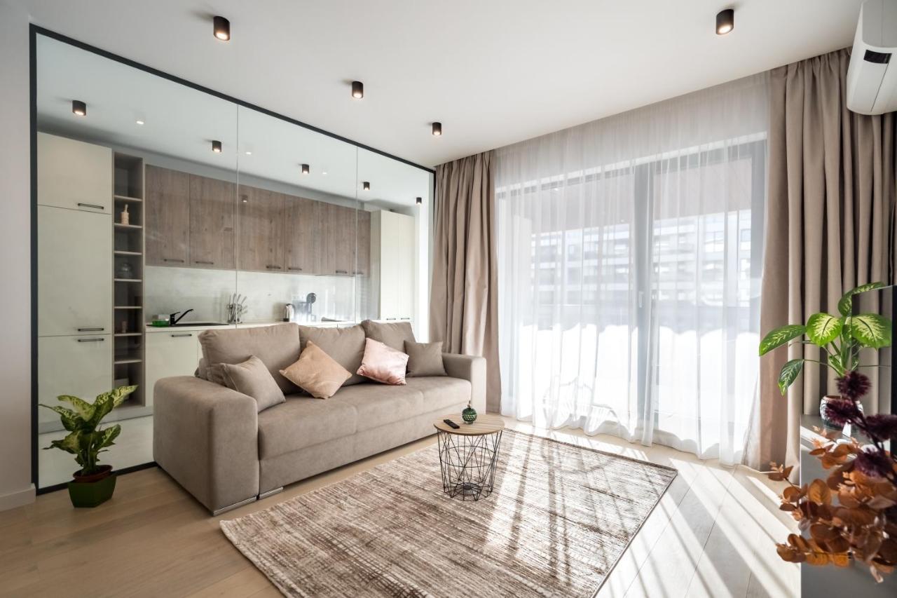 Sunset Cozy Pipera Business Center דירה